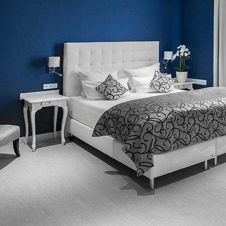 Haus Hotel & Pension Villa Laluna Бланкенбург Екстериор снимка