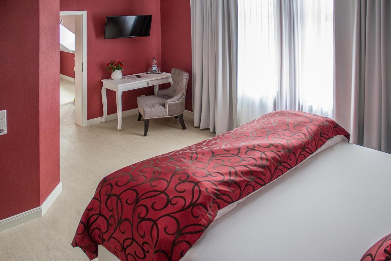 Haus Hotel & Pension Villa Laluna Бланкенбург Екстериор снимка