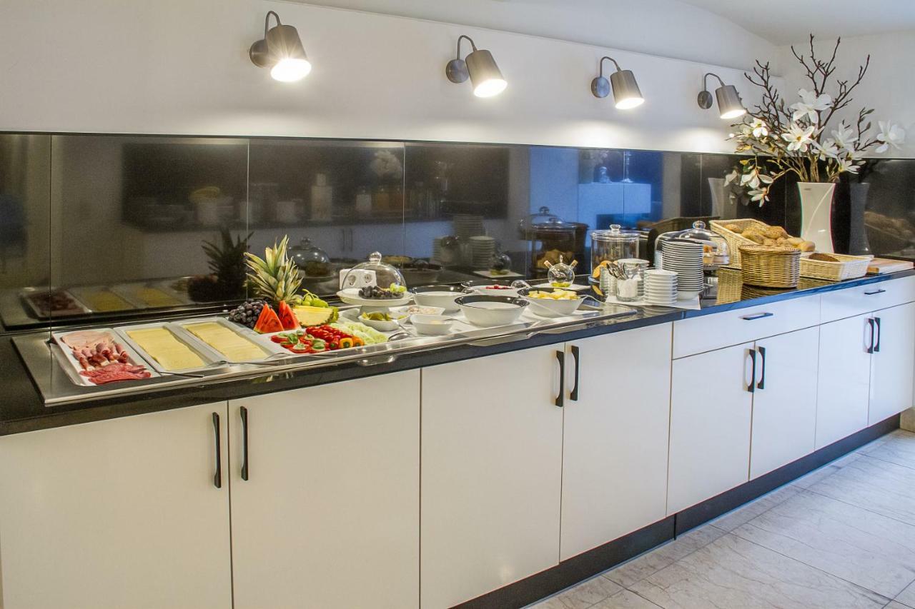 Haus Hotel & Pension Villa Laluna Бланкенбург Екстериор снимка